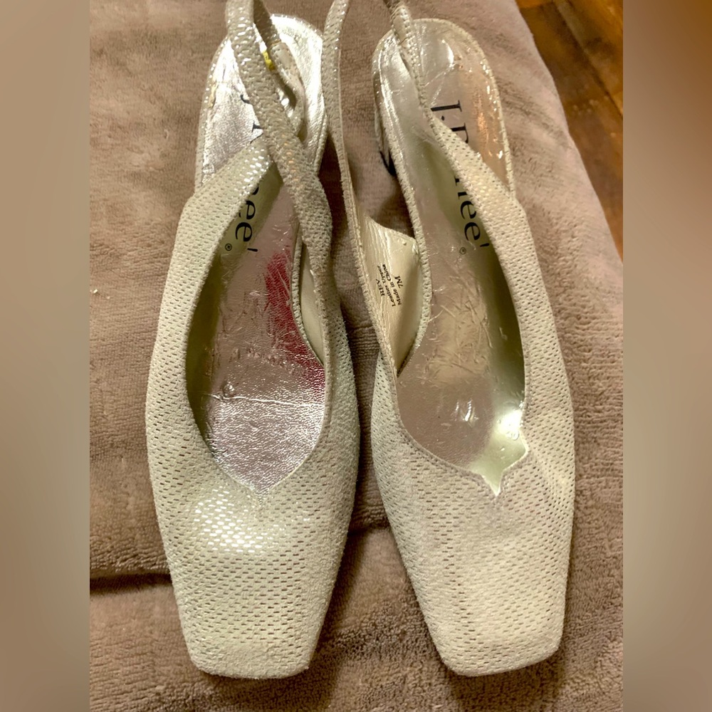 J.RENEE WOMENS SANDAL SHOES